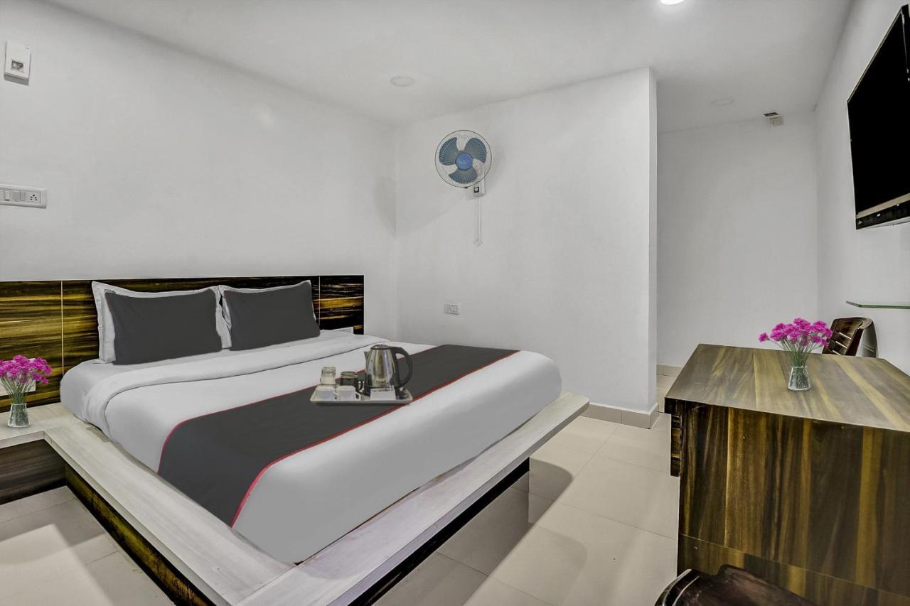 Hotel Sai Town House Мангалор Екстериор снимка